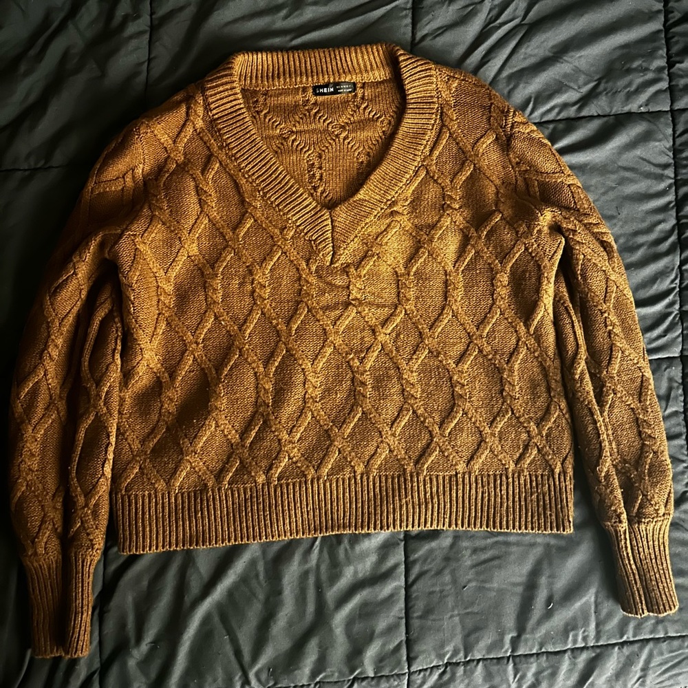 Perfect chic brown Shein sweater size M fits true to size